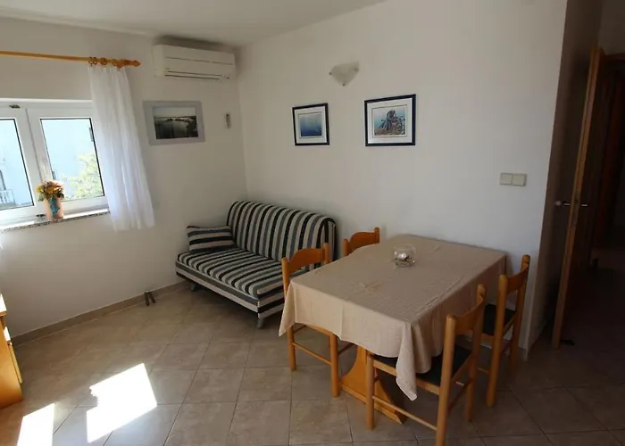 Damir 3* Sveti Ivan Dobrinjski